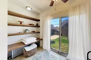 5426 N Lovejoy Ave, Chicago, IL 60630 - Photo 21