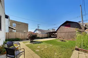 5426 N Lovejoy Ave, Chicago, IL 60630 - Photo 37
