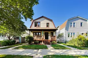 5426 N Lovejoy Ave, Chicago, IL 60630 - Photo 3