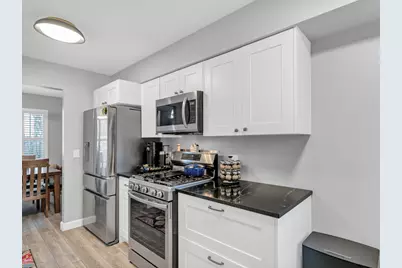 270 Woodstone Circle, Buffalo Grove, IL 60089 - Photo 11