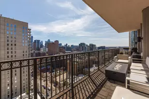 1035 N Dearborn St, Chicago, IL 60610 - Photo 27