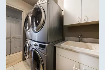 1035 N Dearborn Street #19, Chicago, IL 60610 - Photo 25