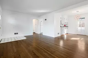 8727 Hamlin Ave, Skokie, IL 60076 - Photo 5