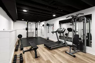 8727 Hamlin Ave, Skokie, IL 60076 - Photo 15