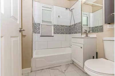 [Address not provided], Chicago, IL 60618 - Photo 9