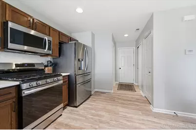 585 Vine Street, Hampshire, IL 60140 - Photo 11