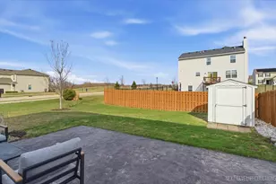 585 Vine St, Hampshire, IL 60140 - Photo 29