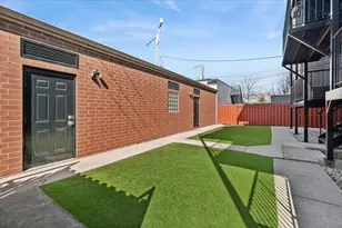 2816 N Rockwell St, Chicago, IL 60618 - Photo 19