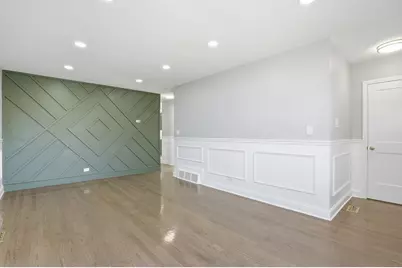 9919 S Peoria Street, Chicago, IL 60643 - Photo 3