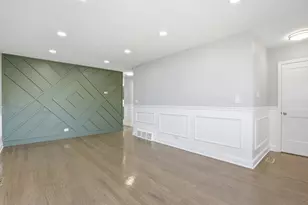 9919 S Peoria St, Chicago, IL 60643 - Photo 3