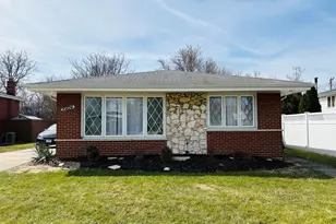 10824 Laramie Ave, Oak Lawn, IL 60453 - Photo 1