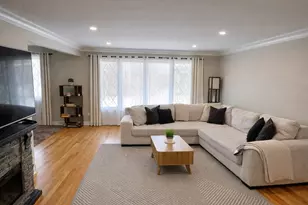 10824 Laramie Ave, Oak Lawn, IL 60453 - Photo 3