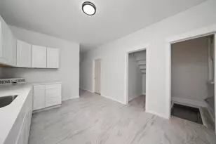 5229 S Campbell Ave, Chicago, IL 60632 - Photo 7