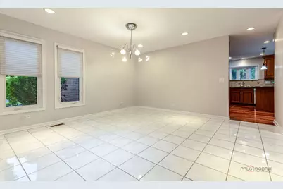 805 Summer Court, Buffalo Grove, IL 60089 - Photo 11