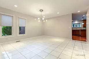 805 Summer Ct, Buffalo Grove, IL 60089 - Photo 11