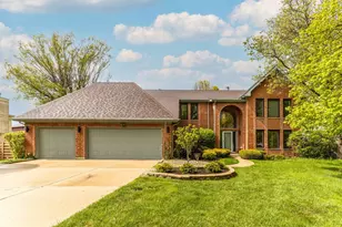 805 Summer Ct, Buffalo Grove, IL 60089 - Photo 1