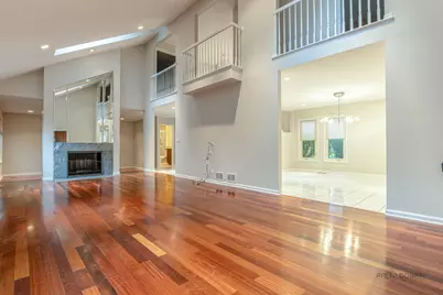 805 Summer Court, Buffalo Grove, IL 60089 - Photo 9