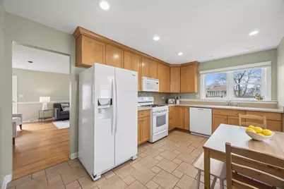 5325 S Catherine Avenue, Countryside, IL 60525 - Photo 5