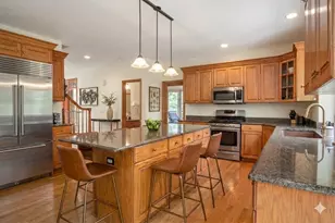 9 N Daniels Dr, Batavia, IL 60510 - Photo 5