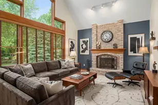 9 N Daniels Dr, Batavia, IL 60510 - Photo 3