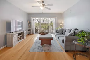 225 Main St, Roselle, IL 60172 - Photo 7