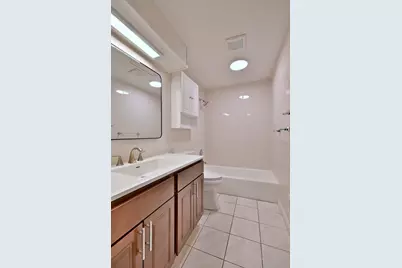 [Address not provided], Lincolnwood, IL 60712 - Photo 17