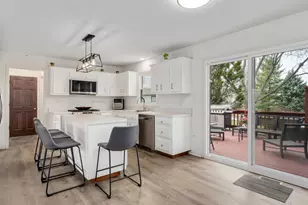 586 Daniels St, Bolingbrook, IL 60440 - Photo 9