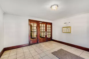 2033 W Fargo Ave, Chicago, IL 60645 - Photo 33