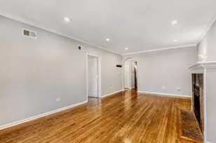 2033 W Fargo Ave, Chicago, IL 60645 - Photo 5