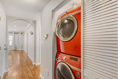 2033 W Fargo Avenue #2, Chicago, IL 60645 - Photo 31