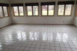 6N230 N Harvey Rd, Medinah, IL 60157 - Photo 9