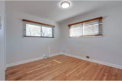 5251 Greenleaf Street, Skokie, IL 60077 - Photo 15