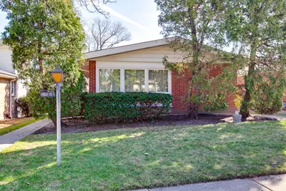 5251 Greenleaf Street, Skokie, IL 60077 - Photo 1