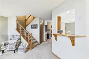 1056 Mattande Ln, Naperville, IL 60540 - Photo 11