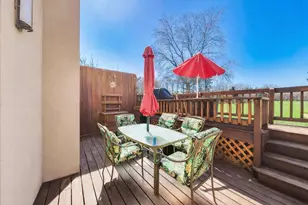 1 Maple Tree Ct, Elmhurst, IL 60126 - Photo 25