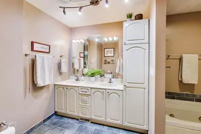 1 Maple Tree Court, Elmhurst, IL 60126 - Photo 15