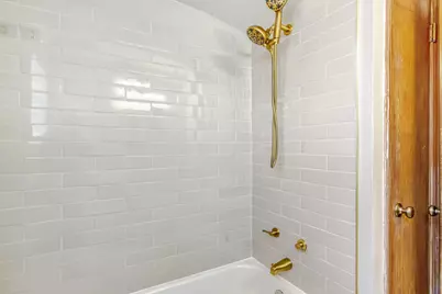 8641 S Jeffery Boulevard, Chicago, IL 60617 - Photo 7