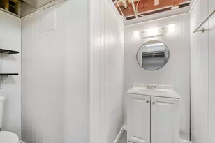 8641 S Jeffery Blvd, Chicago, IL 60617 - Photo 13