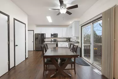 75 Woodland Park Circle, Gilberts, IL 60136 - Photo 5