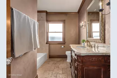 652 S Fairview Avenue, Elmhurst, IL 60126 - Photo 15