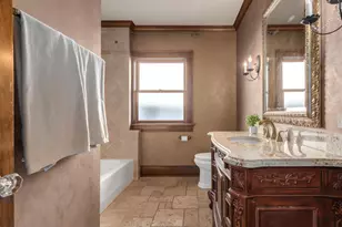 652 S Fairview Ave, Elmhurst, IL 60126 - Photo 15