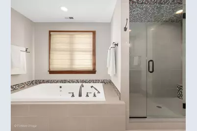 652 S Fairview Avenue, Elmhurst, IL 60126 - Photo 19