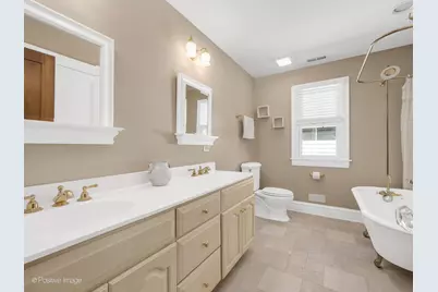 652 S Fairview Avenue, Elmhurst, IL 60126 - Photo 21
