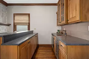 652 S Fairview Ave, Elmhurst, IL 60126 - Photo 15