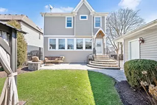 652 S Fairview Ave, Elmhurst, IL 60126 - Photo 31