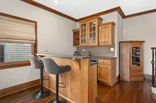 652 S Fairview Ave, Elmhurst, IL 60126 - Photo 13