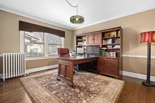 652 S Fairview Ave, Elmhurst, IL 60126 - Photo 17