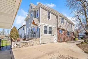 652 S Fairview Ave, Elmhurst, IL 60126 - Photo 33