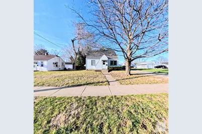 206 E 4th Street, Streator, IL 61364 - Photo 1