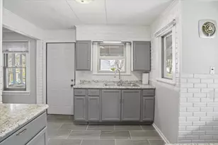 510 Forest Glen Dr, Round Lake Park, IL 60073 - Photo 7